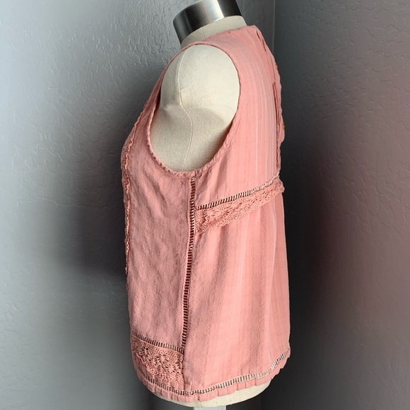 Anthro πΏ Vanessa Virginia Pink Mirabella Lace Top - Picture 4 of 8